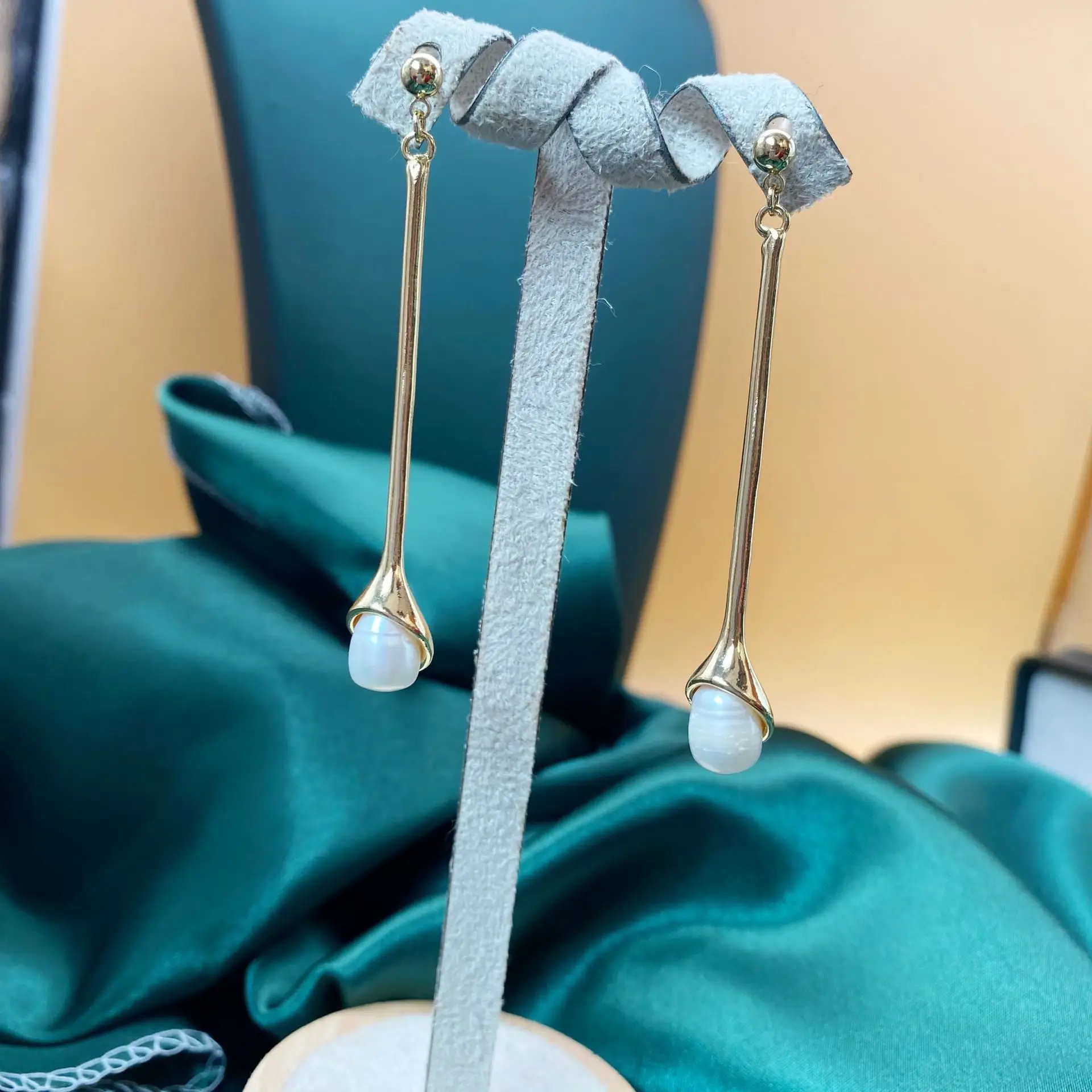 Natural Freshwater Pearl Earrings for Women - Image 3