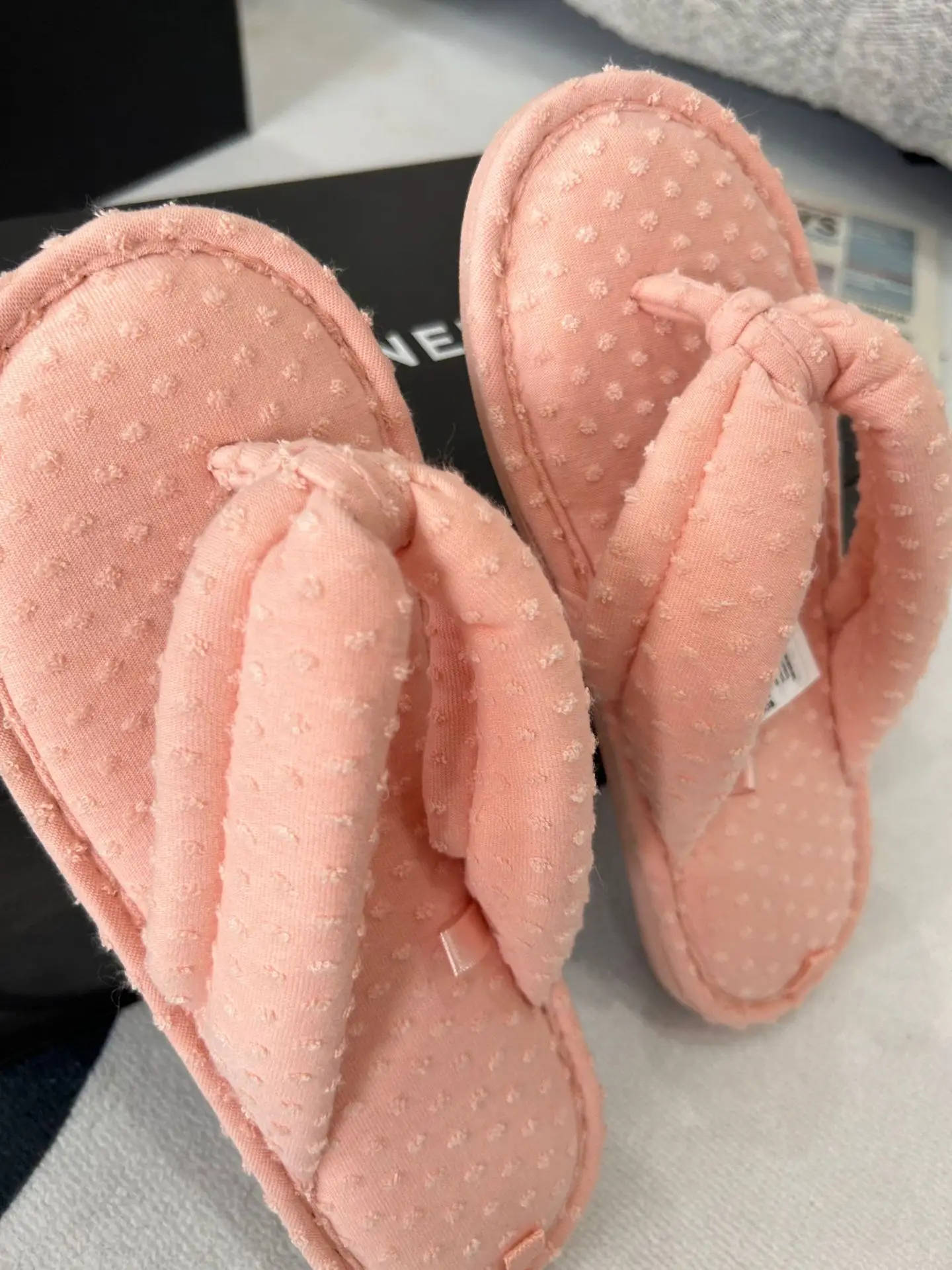 Women's Pink Cotton Flip Flops with Dot Pattern — feature 10