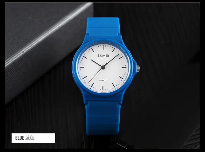 Green Quartz Couple Watch for Men Women — feature 14