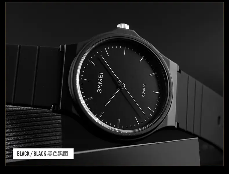 Green Quartz Couple Watch for Men Women — feature 17
