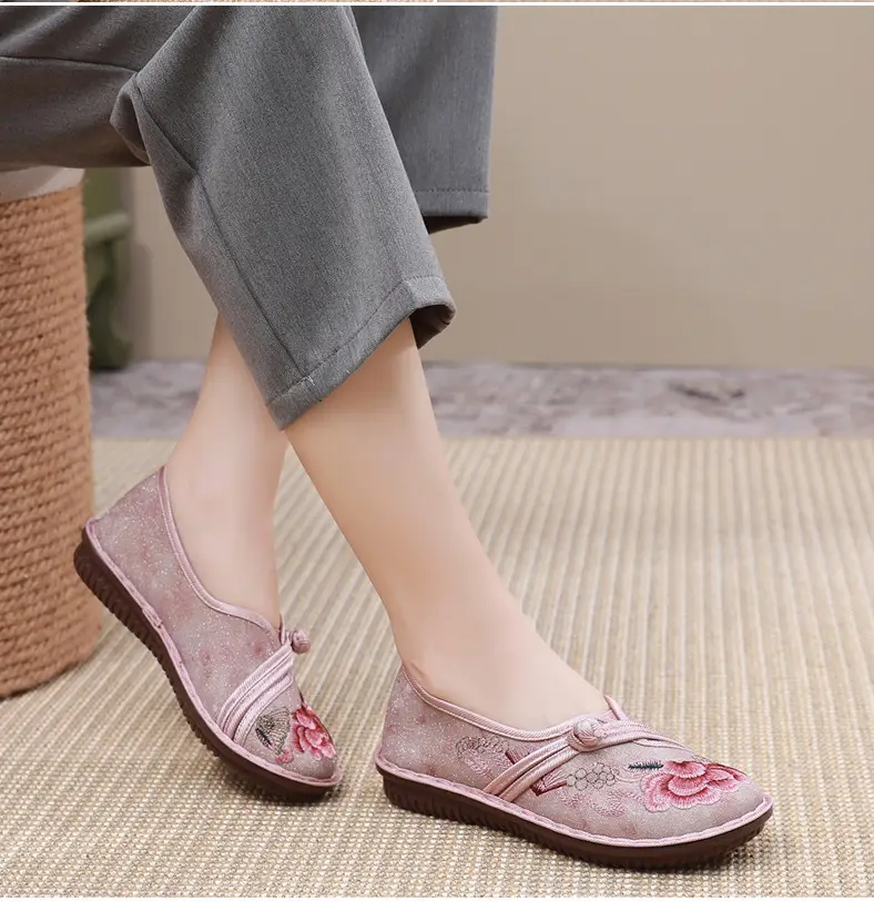 New Old Beijing Cloth Shoes Women's Retro Ethnic Style Embroidered Shoes Comfortable Soft Sole Women's Single Shoes Fashion National Style Mother Shoes — feature 13