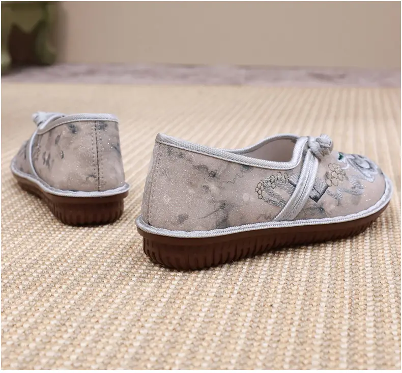 New Old Beijing Cloth Shoes Women's Retro Ethnic Style Embroidered Shoes Comfortable Soft Sole Women's Single Shoes Fashion National Style Mother Shoes — feature 28