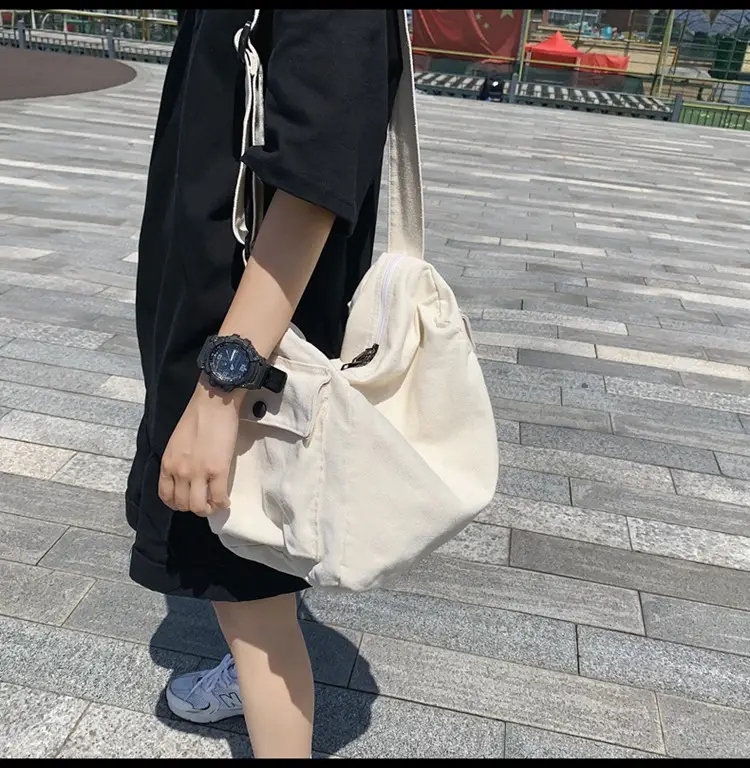 2025 New Ins Harajuku Style Wash Canvas Crossbody Bag Large Capacity Student Shoulder Bag — feature 7