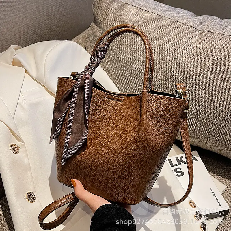 2026 New Retro French Niche Handbag for Women