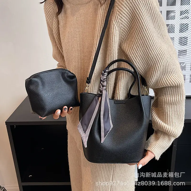 2026 New Retro French Niche Handbag for Women
