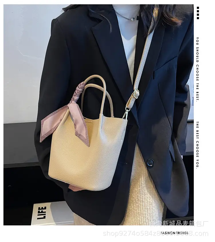 2026 New Retro French Niche Handbag for Women — feature 1