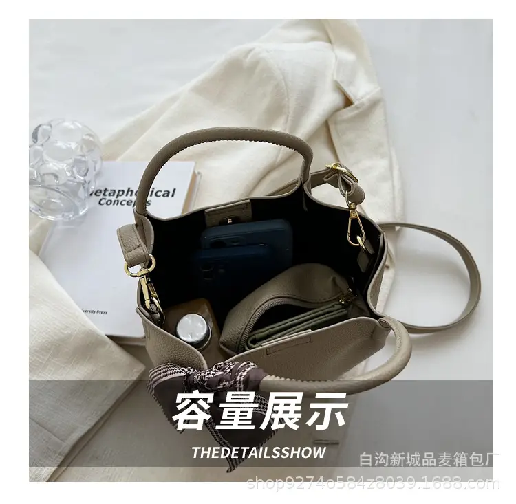 2026 New Retro French Niche Handbag for Women — feature 7