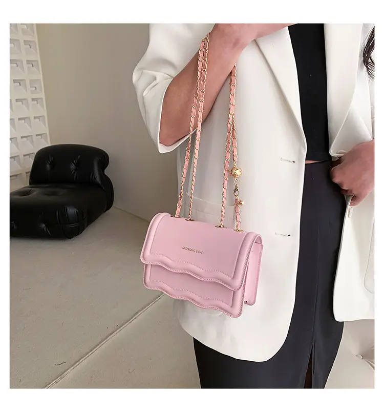 Pink Chain Shoulder Bag for Women 2023 — feature 12