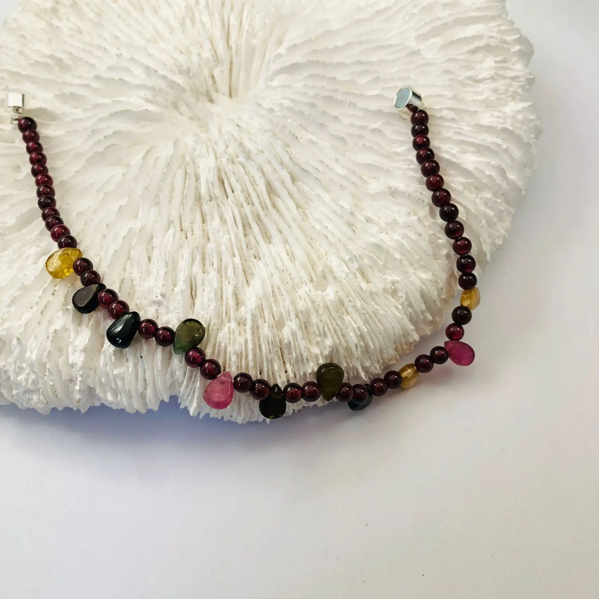 Natural Garnet Clavicle Chain for Women's Luxury Jewelry — feature 9