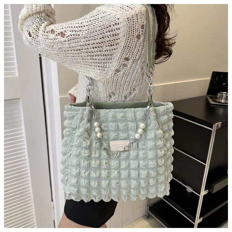 Green Pleated Shoulder Bag for Women 2023 Summer — feature 9