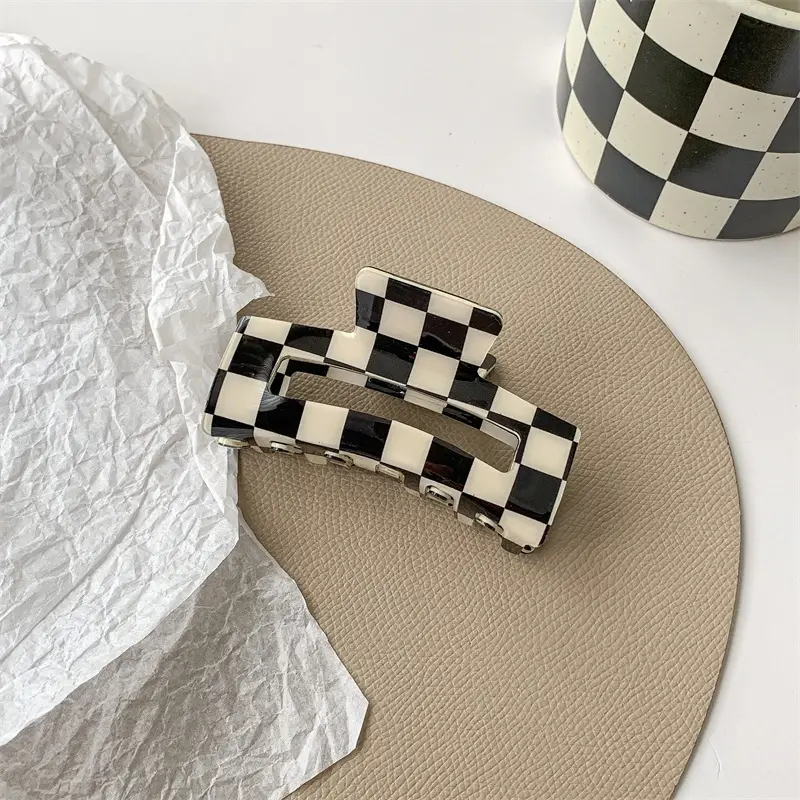 Black White Checkered Shark Clip for Women - Image 2