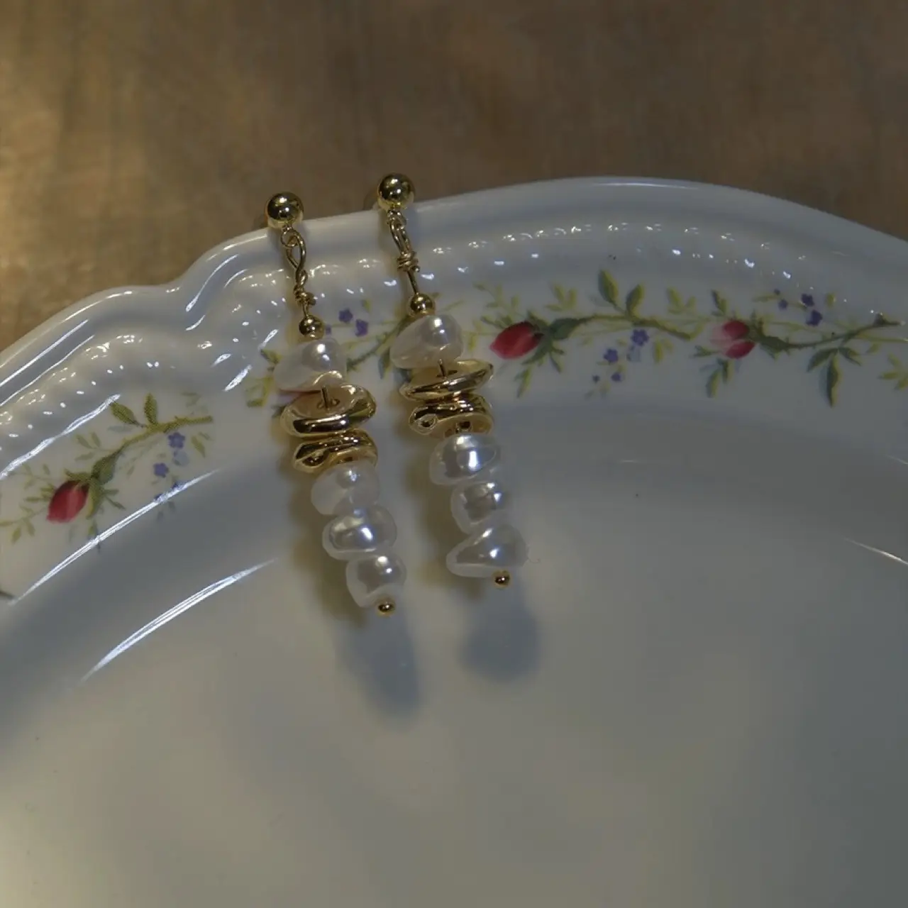 Broken Silver Pearl Drop Earrings for Women — feature 1
