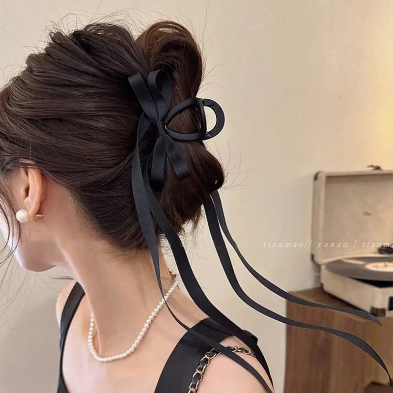 Black Elegant Shark Clip Hairpin for Women