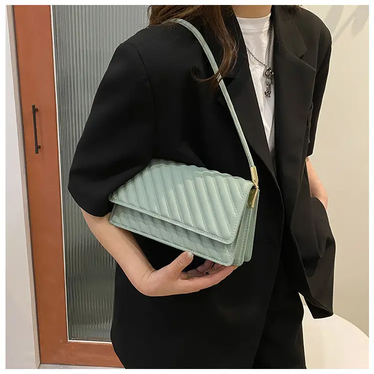 Women's Brown Textured Shoulder Bag 2023 Summer — feature 16
