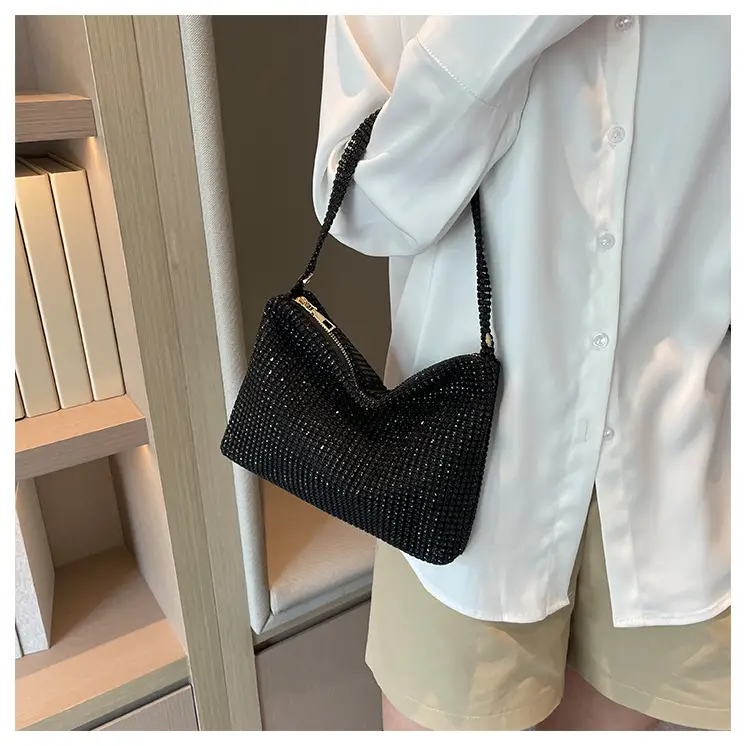 2023 Summer Women's Distinctive Black Knitted Shoulder Bag — feature 15
