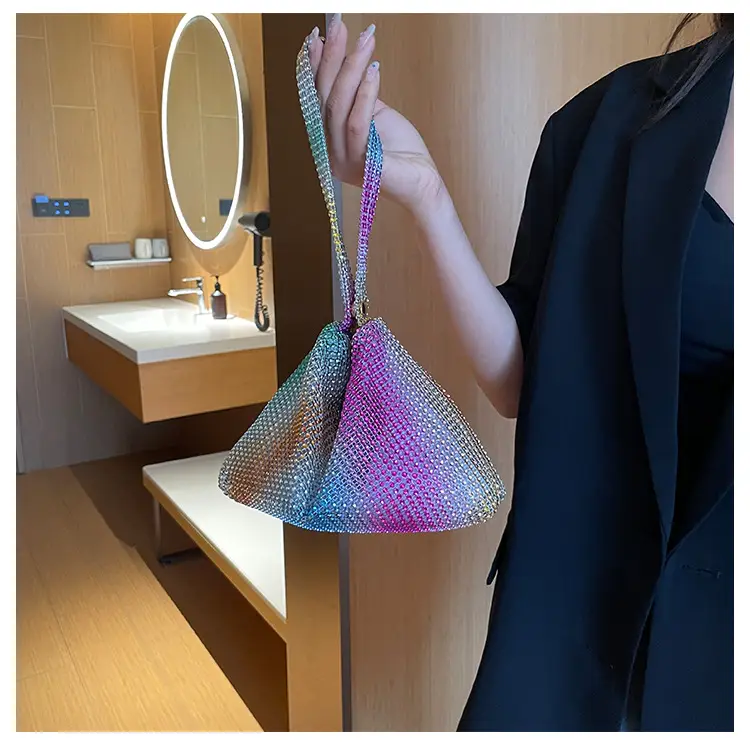 2023 Summer Women's Distinctive Black Knitted Shoulder Bag — feature 22