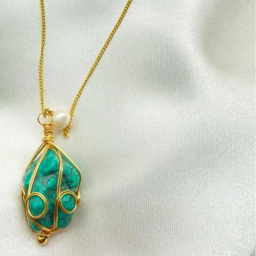 Natural Turquoise Clavicle Necklace for Women