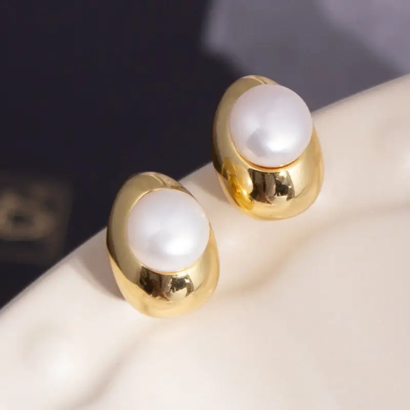 Natural Pearl Stud Earrings Gold Plated S925 Silver - Image 3