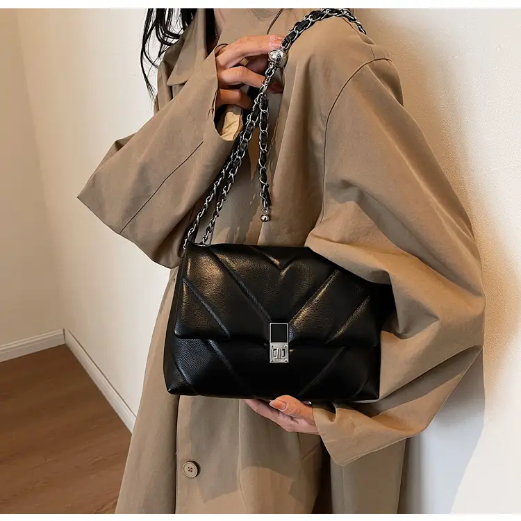 Chain Crossbody Bag Cream Diamond Embroidery 2023 — feature 20