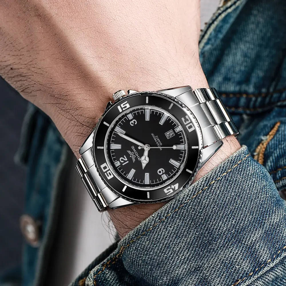 Men's Quartz Watch with Large Display & Stainless Steel Band — feature 3