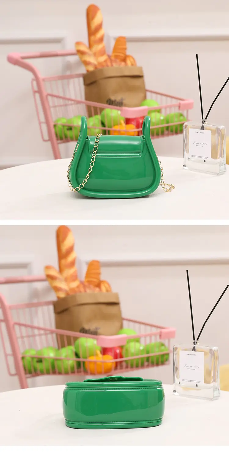 Women's Green Shoulder Bag 2023 Fashion Trend — feature 19