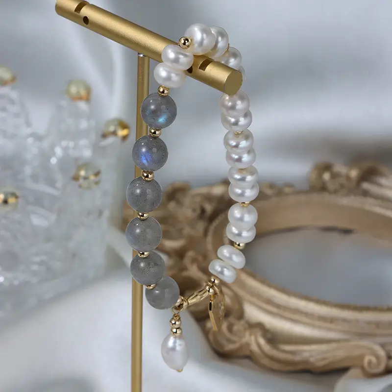 French Retro Pearl Bracelet with Square Snowflake Tag - Image 4