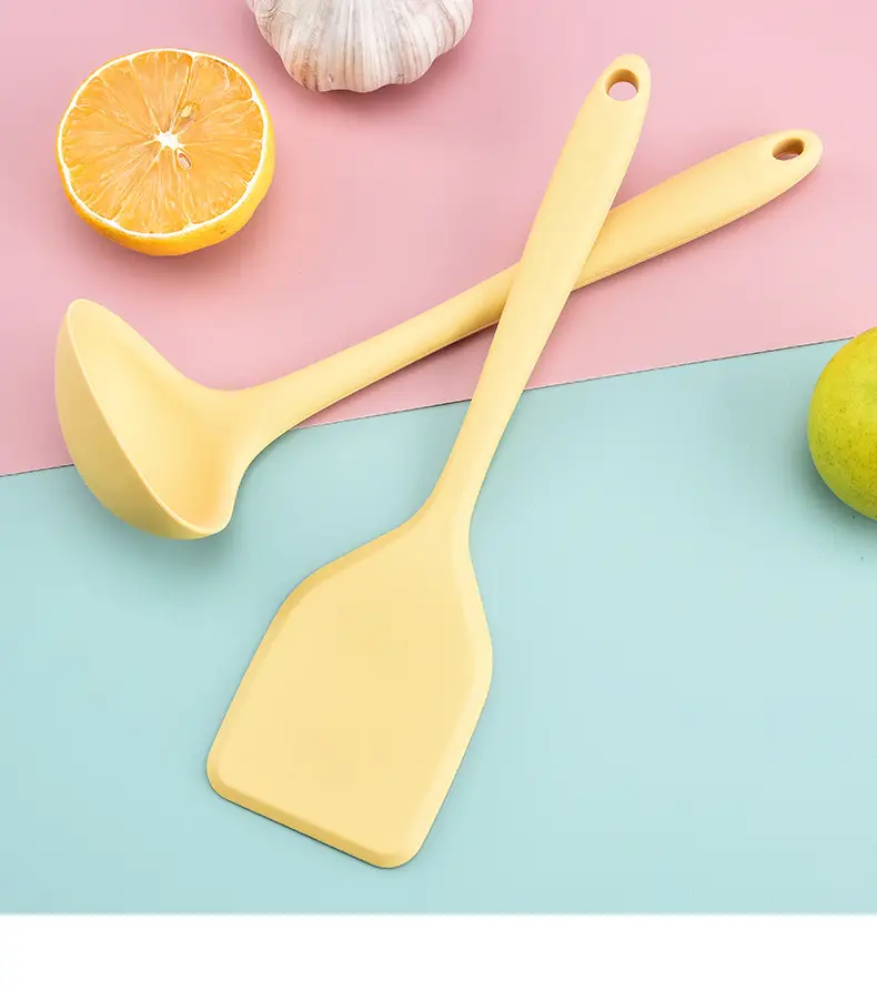 Small silicone spatula soup spoon Baking set baby food supplement tool mini spoon spatula household non-stick pan Special — feature 11