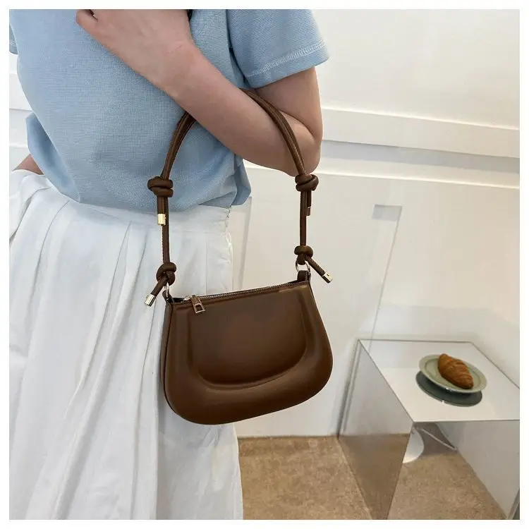Beige High-End Women's Shoulder Crossbody Bag 2026 — feature 19
