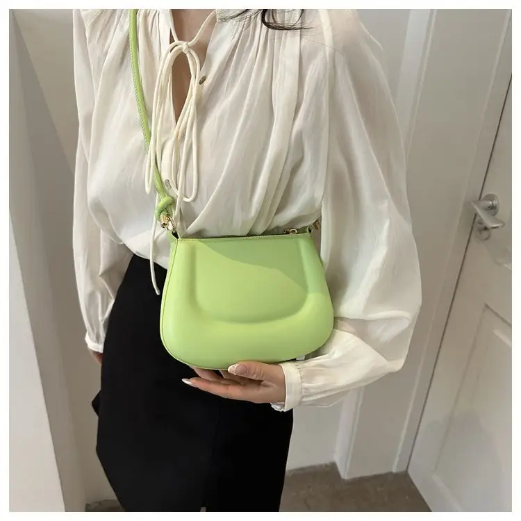 Beige High-End Women's Shoulder Crossbody Bag 2026 — feature 35