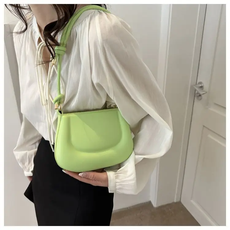 Beige High-End Women's Shoulder Crossbody Bag 2026 — feature 43