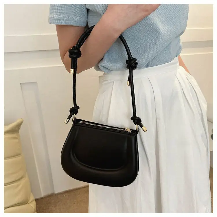 Beige High-End Women's Shoulder Crossbody Bag 2026 — feature 8