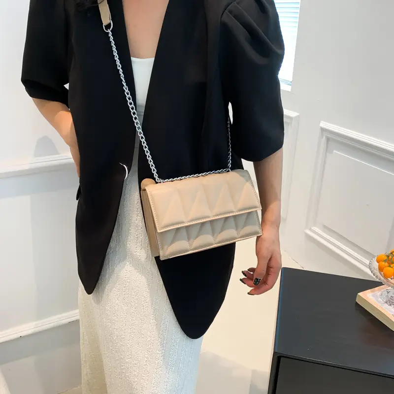 Women's Chain Shoulder Bag 2023 New Style Square Bag - Image 9