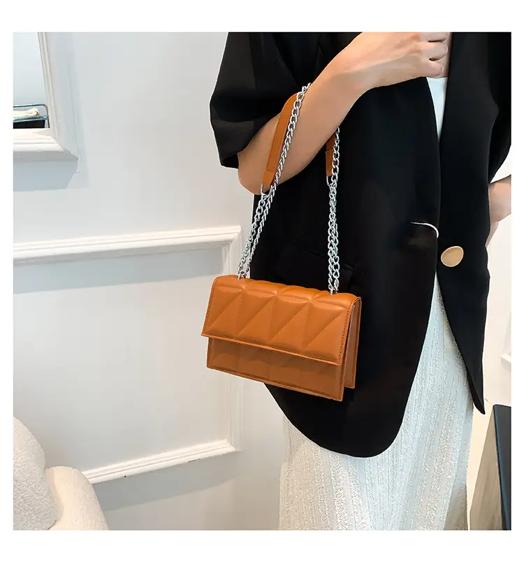 Women's Chain Shoulder Bag 2023 New Style Square Bag — feature 20