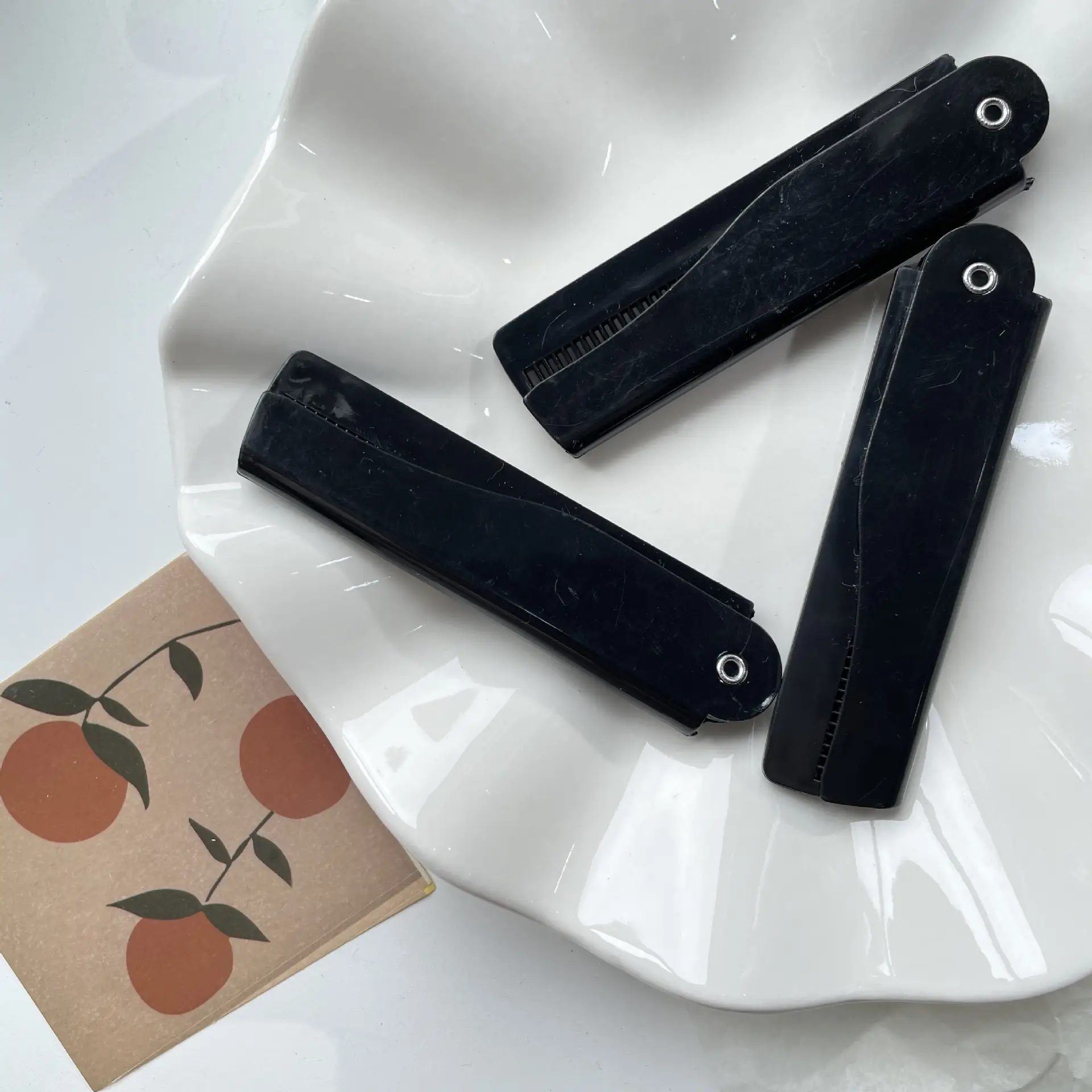 Mini Folding Hair Comb for Women Black Portable Bangs - Image 4