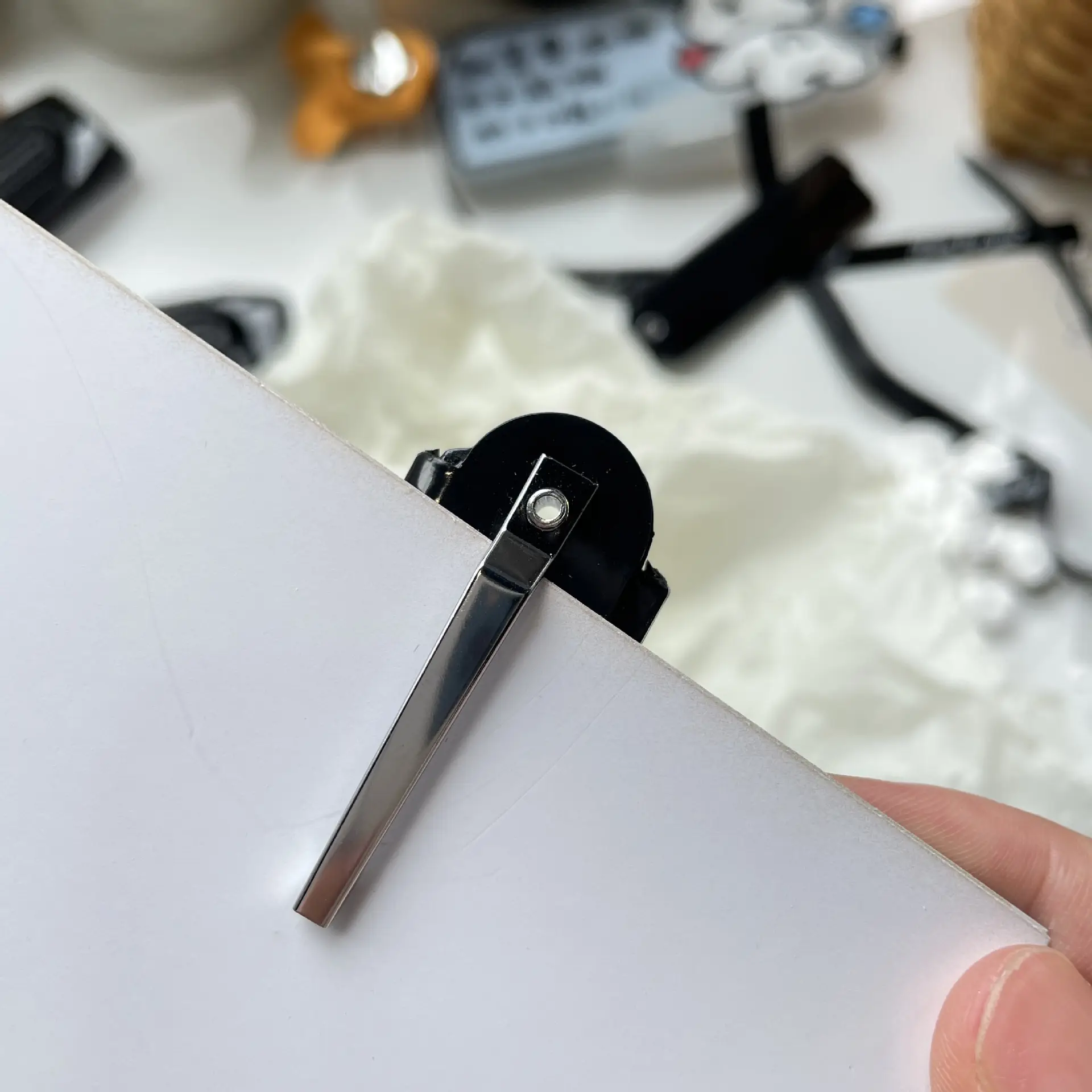 Mini Folding Hair Comb for Women Black Portable Bangs — feature 9