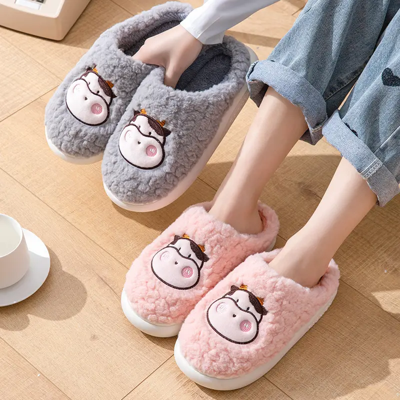 Winter Cow-Themed Cotton Slippers for Women and Couples, Indoor Home Thick-Soled Non-Slip Warm Slippers with a Soft Cushioning Feel, Cow-Style for Men - Image 5