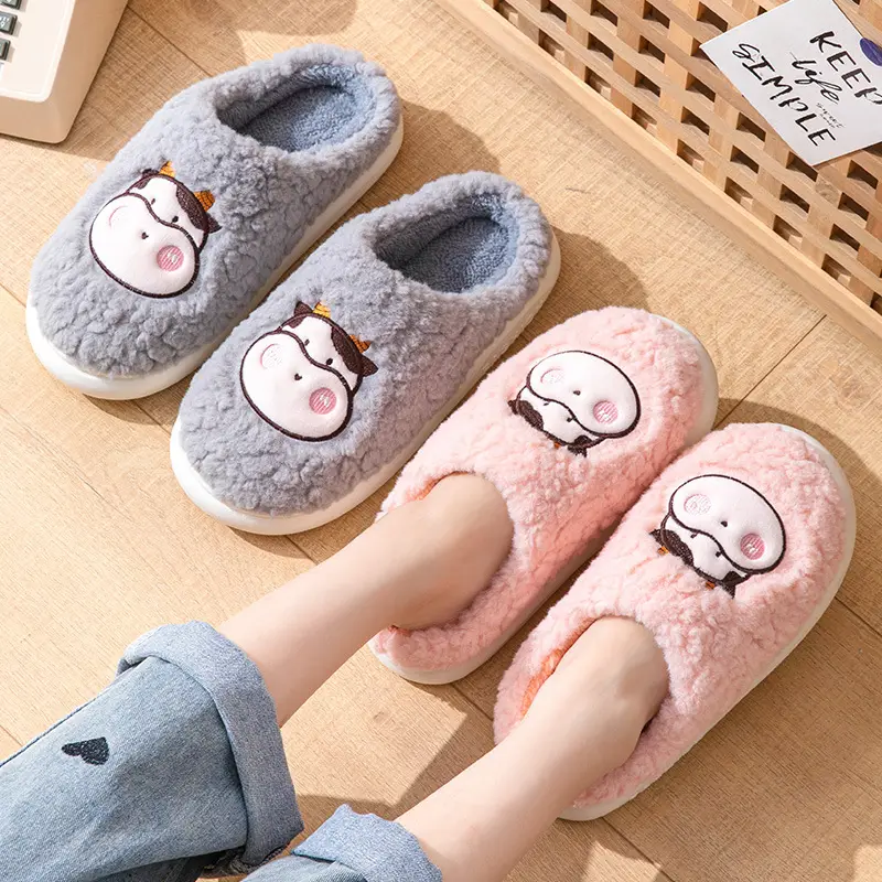 Winter Cow-Themed Cotton Slippers for Women and Couples, Indoor Home Thick-Soled Non-Slip Warm Slippers with a Soft Cushioning Feel, Cow-Style for Men - Image 6