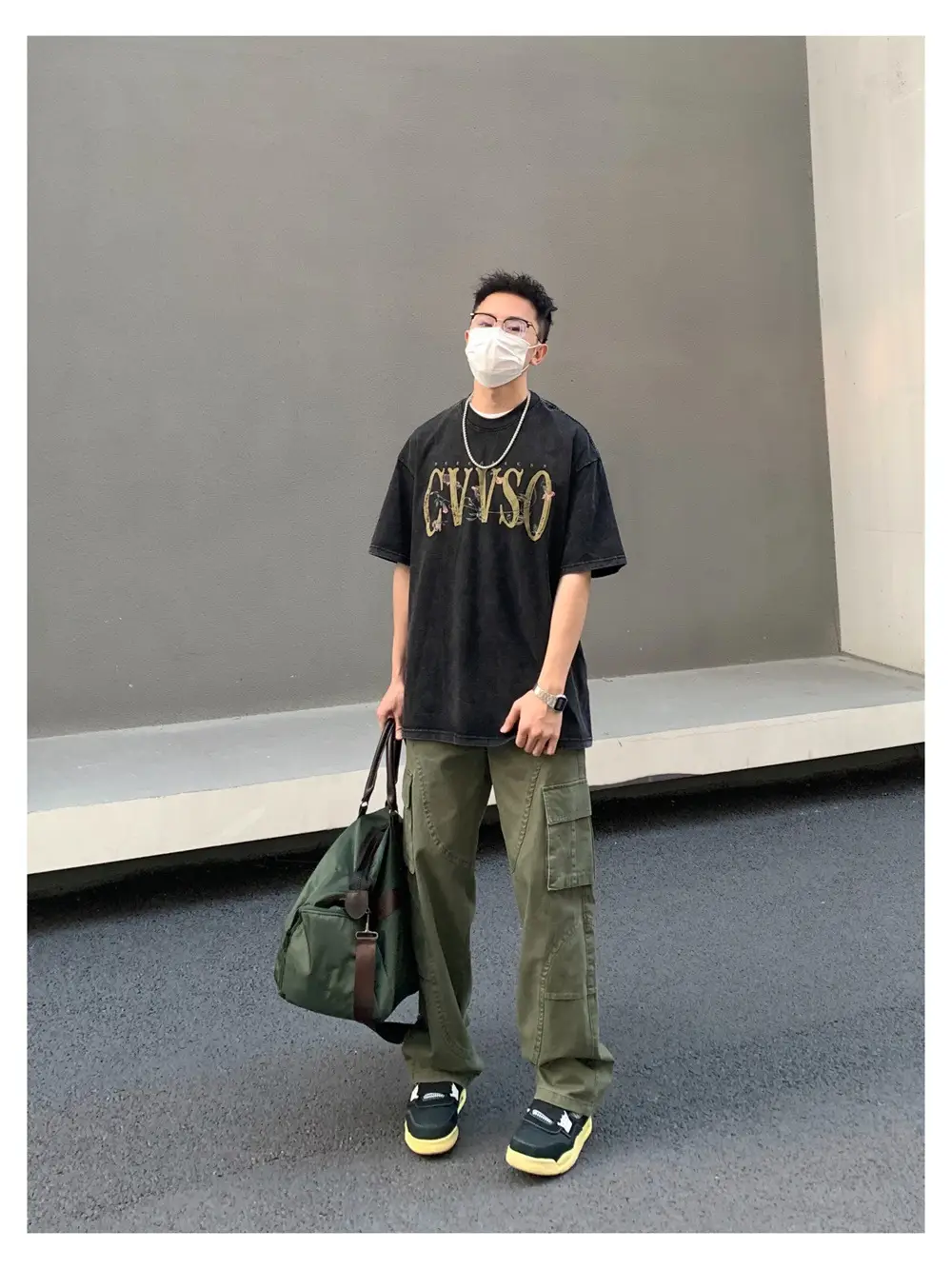 Men's Green Cargo Pants with Vintage Graphic T-Shirt — feature 19