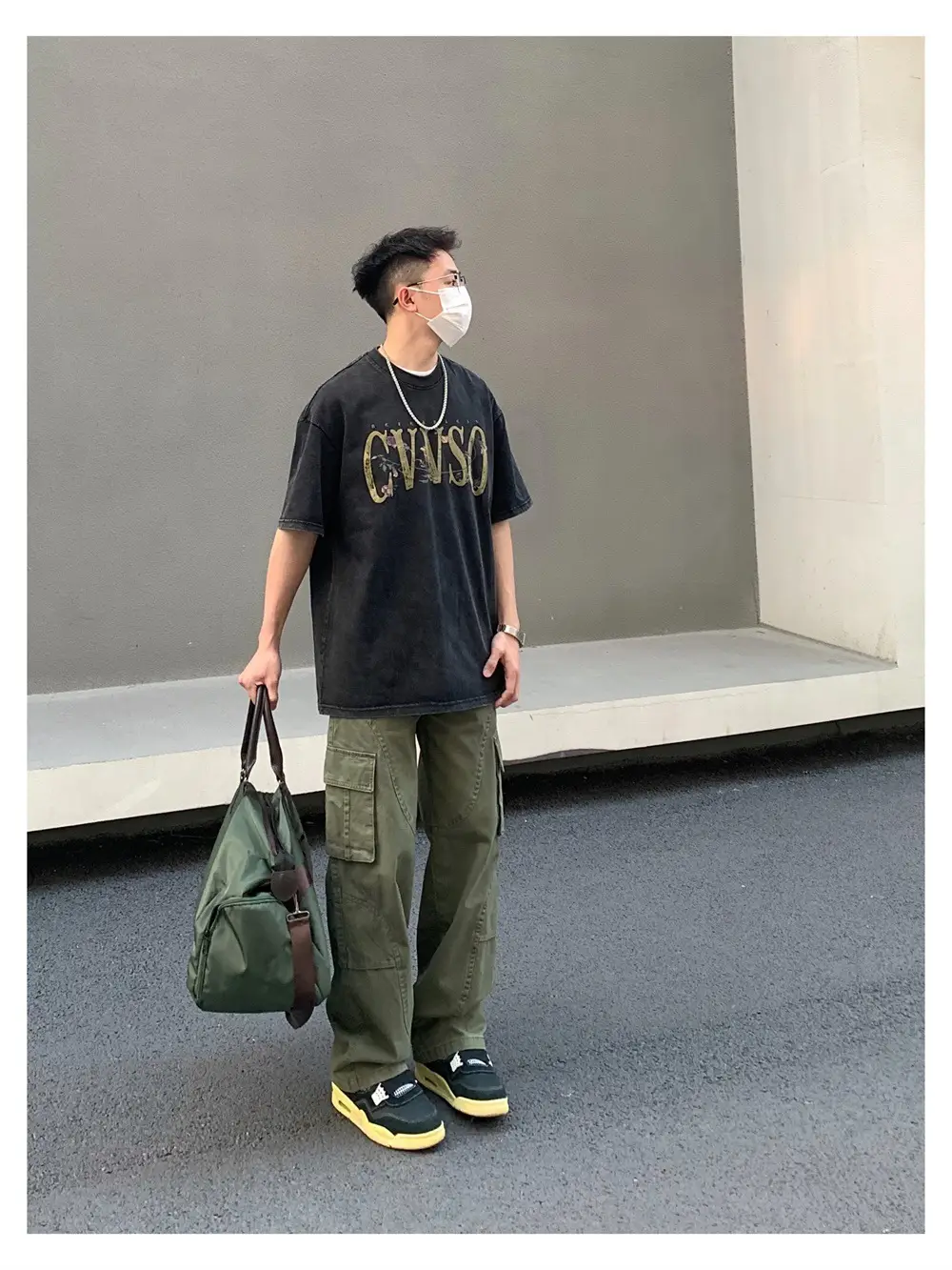 Men's Green Cargo Pants with Vintage Graphic T-Shirt — feature 2