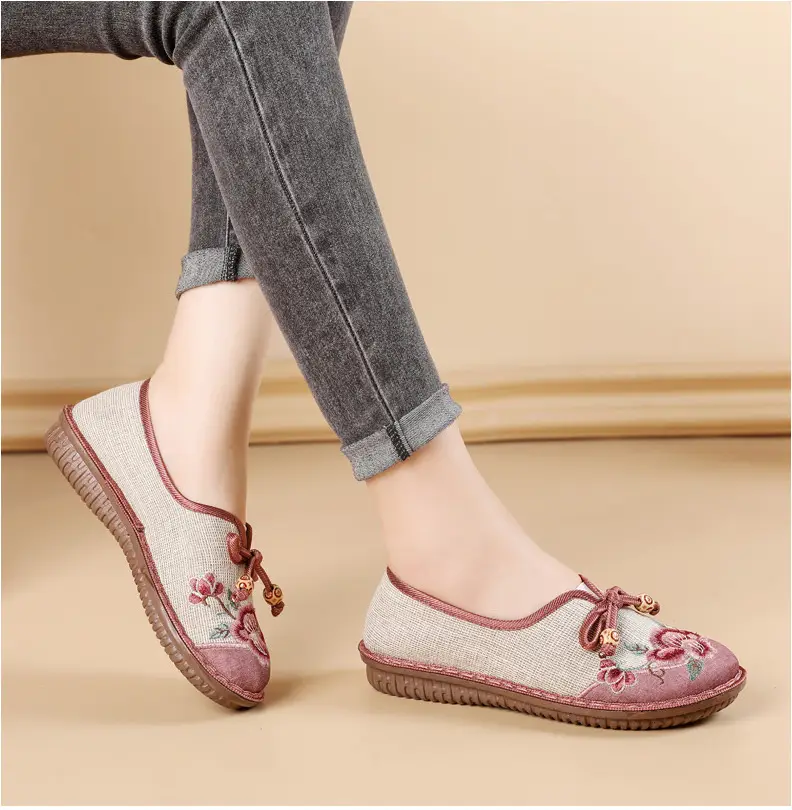 Ethnic Style Embroidered Shoes for Women, Retro Fashion Flats-Soled Mom Shoes, Comfortable Soft-Soled Old Beijing Cloth Shoes for Women — feature 13