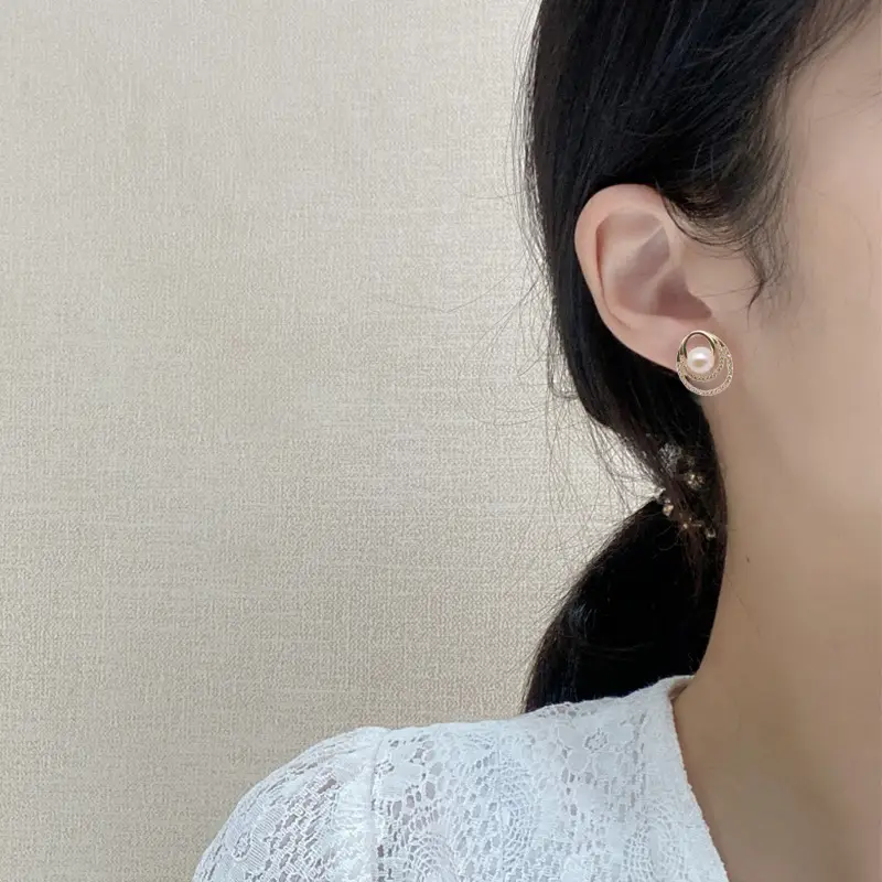 Natural Freshwater Pearl Earrings Three-Ring Set - Image 6