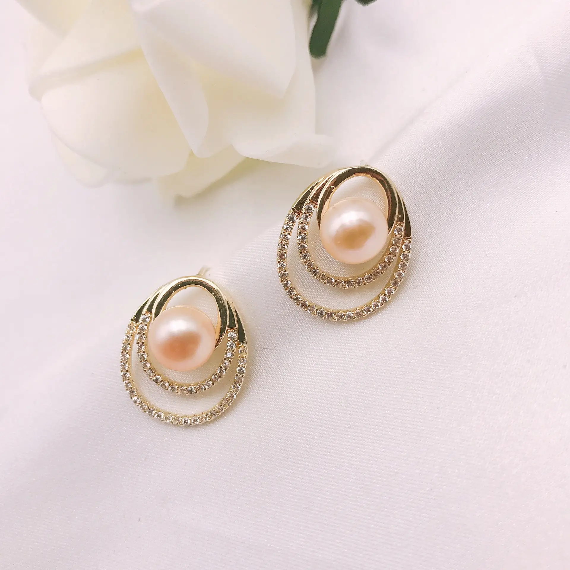 Natural Freshwater Pearl Earrings Three-Ring Set — feature 14