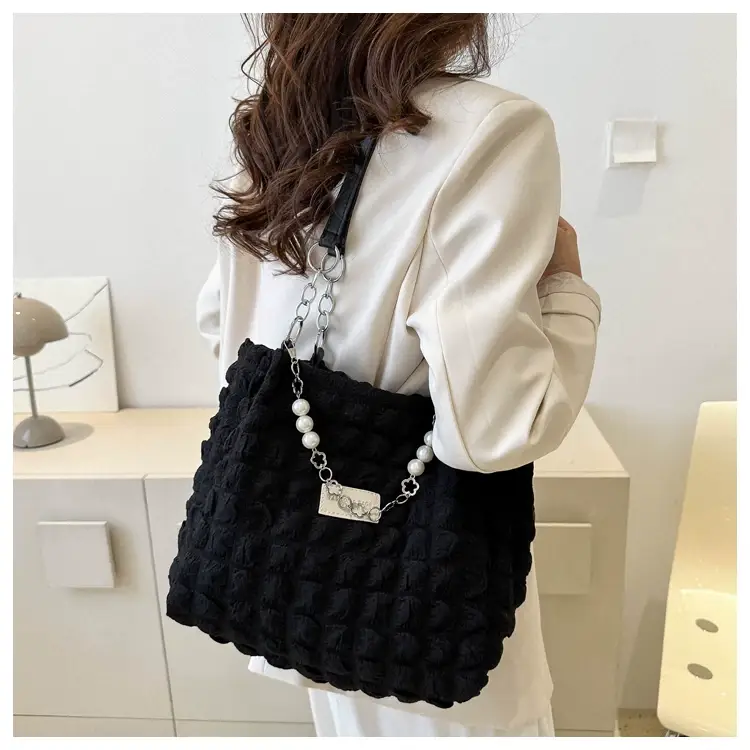 Women Pleated Bubble Tote Bag Large Capacity Summer 2026 — feature 10