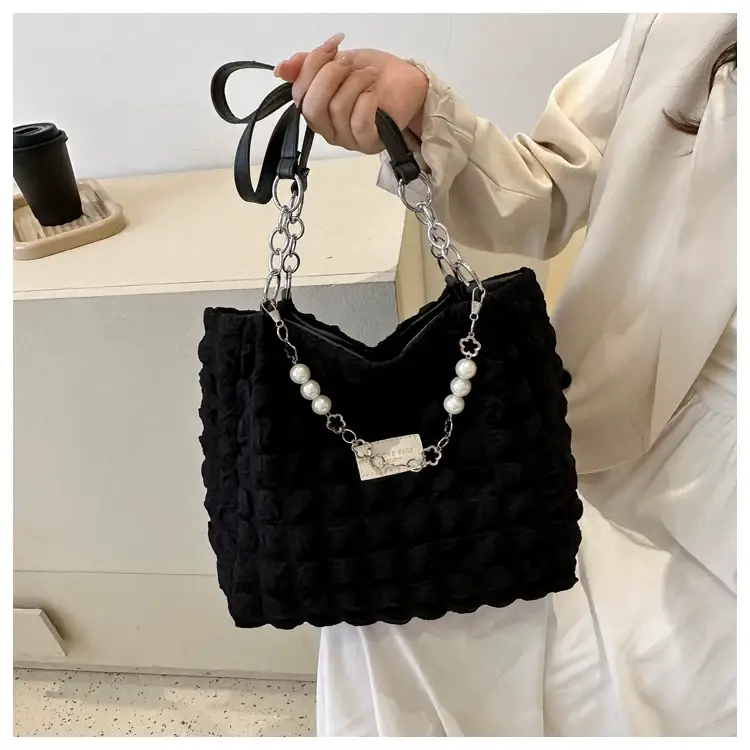 Women Pleated Bubble Tote Bag Large Capacity Summer 2026 — feature 15