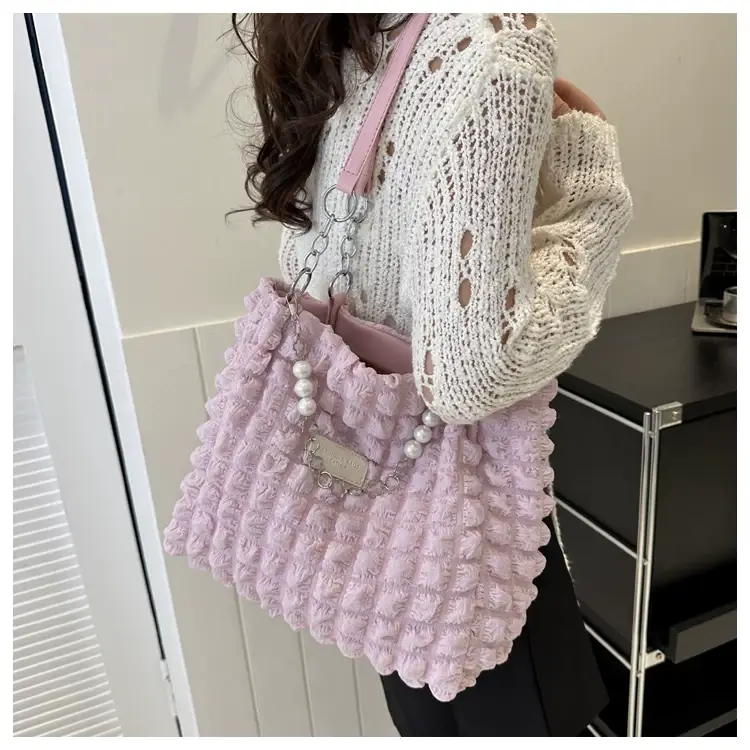 Women Pleated Bubble Tote Bag Large Capacity Summer 2026 — feature 9