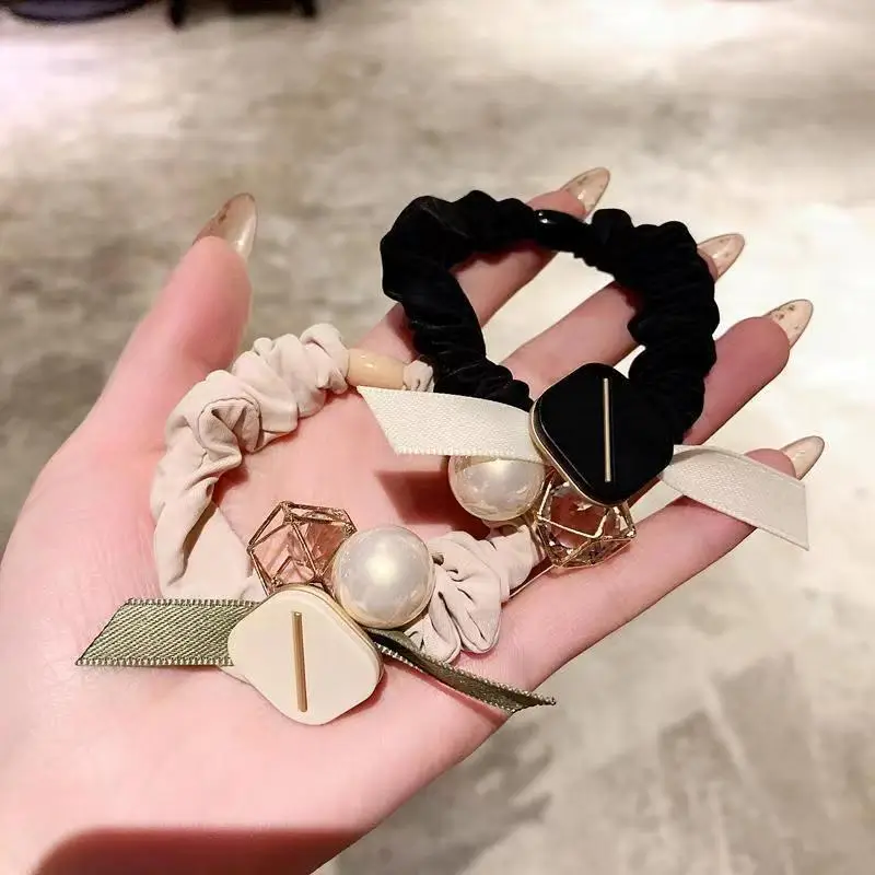 Japanese Korean Style Pearl Hair Ring with Elastic Head Rope — feature 4