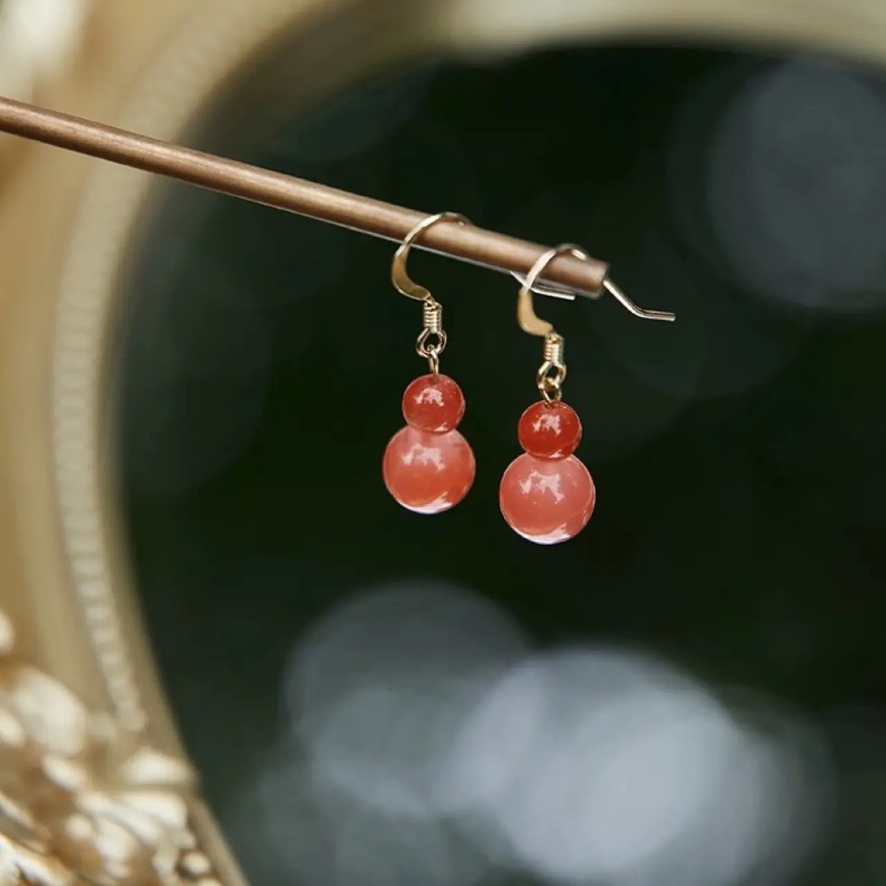 Red Agate Gourd Earrings for Women - Image 2
