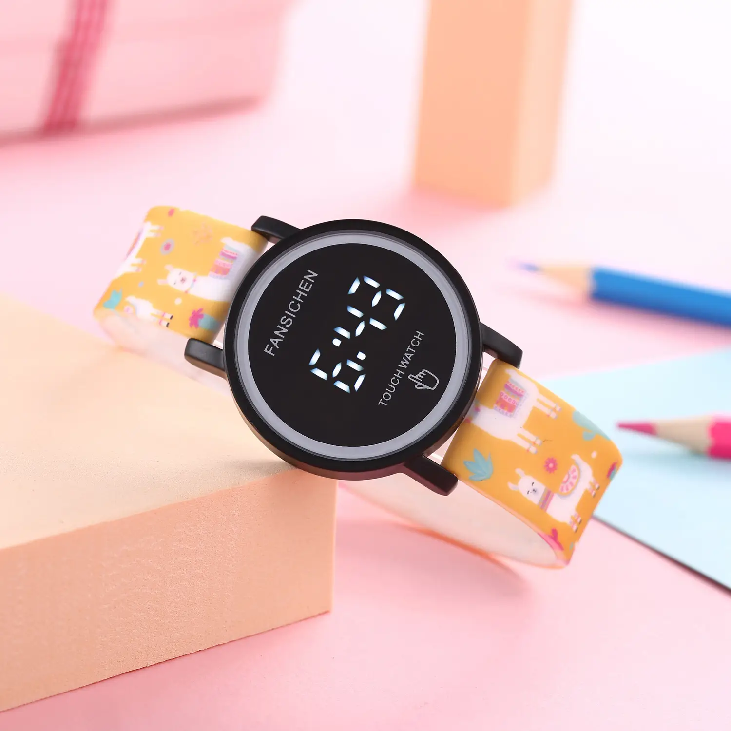 Touchscreen Digital Watch for Kids with Waterproof Strap — feature 2
