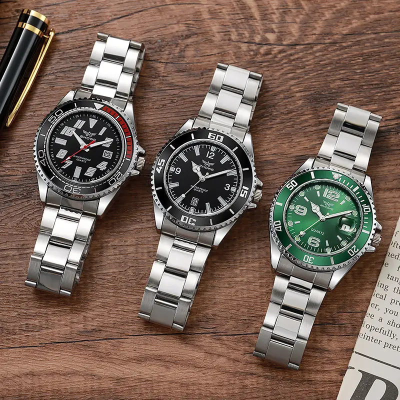 Men's Green Quartz Steel Band Watch with Magnifier โ feature 2