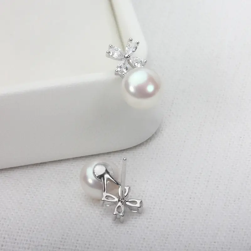 S925 Silver Pearl Earrings Four Leaf Clover 7.5mm